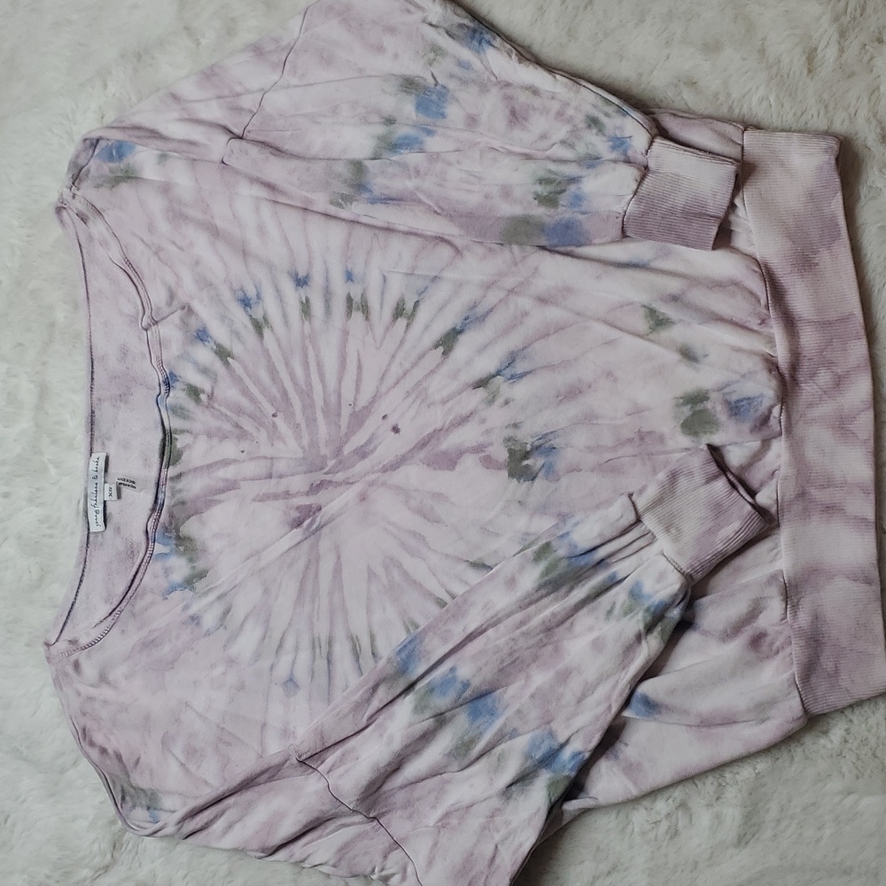 Off the shoulder thin sweatshirt (Size XS)